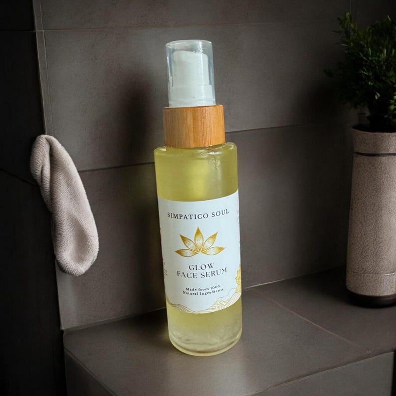 Glow Castor Oil & Frankincense Face Serum